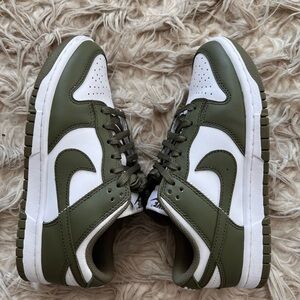 Nike Dunk Low Olive Green Sneakers